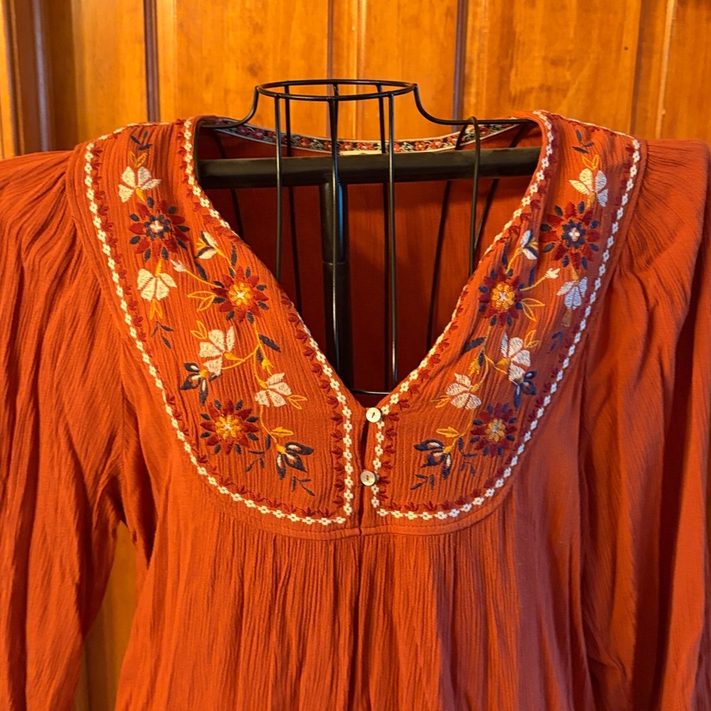 Embroidered Rust Women's Top - Picture 2 of 4